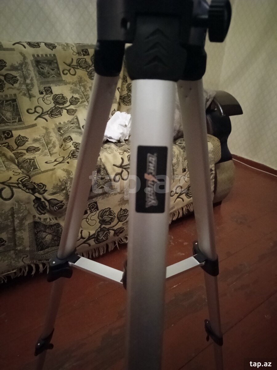Tripod (4)