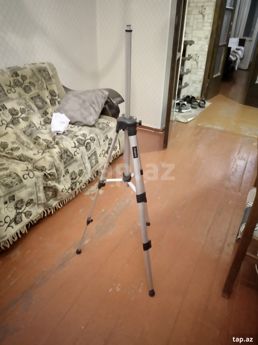 Tripod (6)