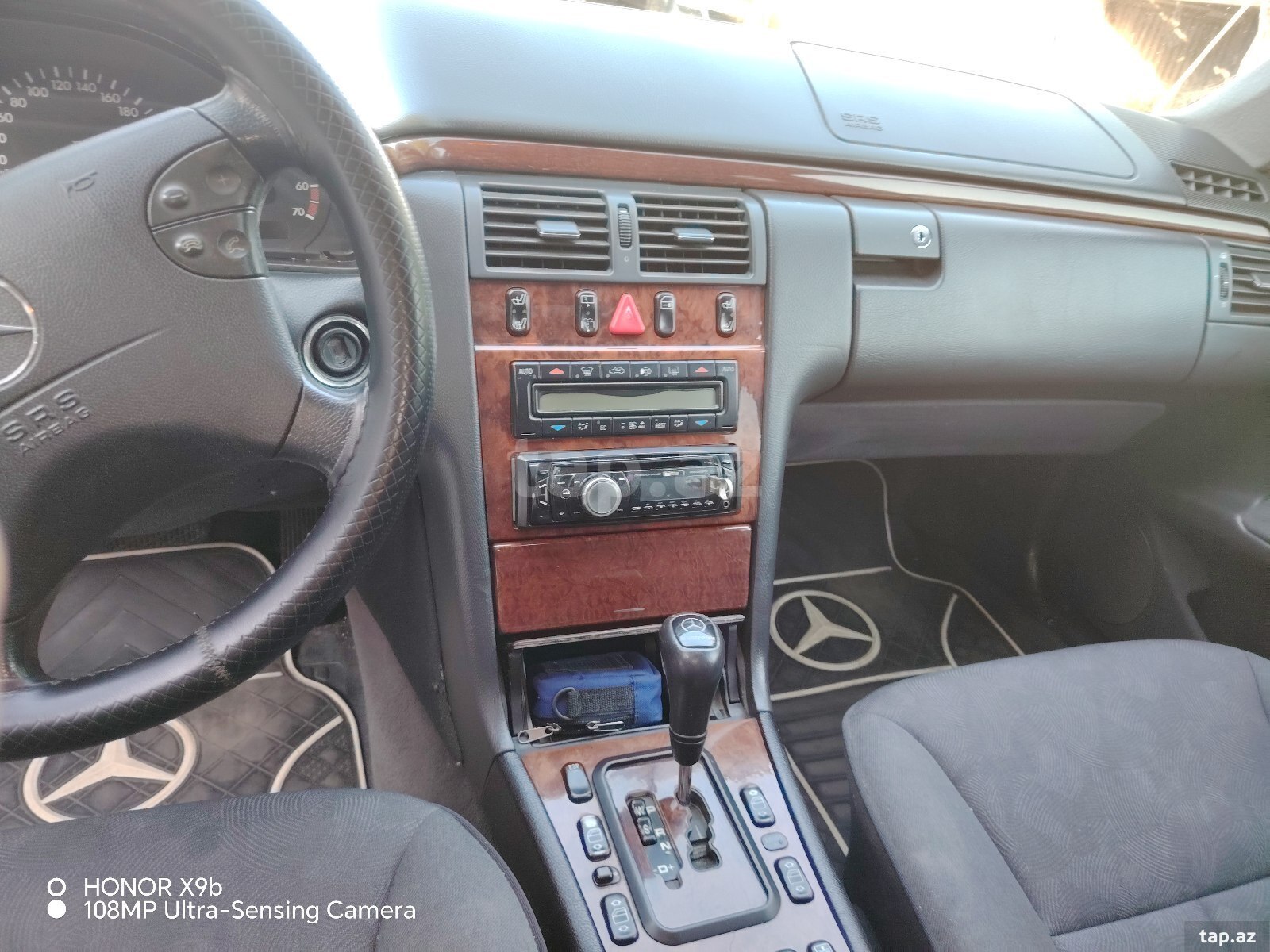 Mercedes E 260, 2001 il (11)