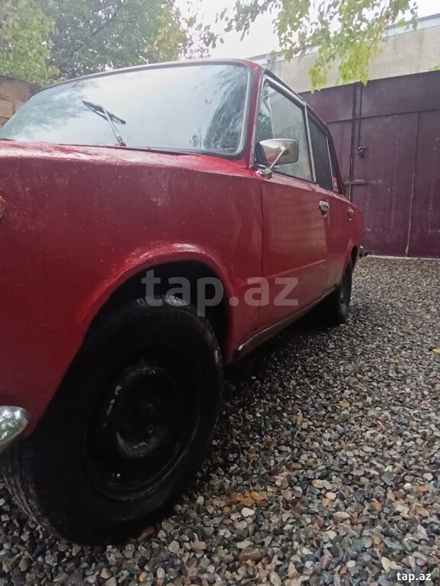 LADA (VAZ) 21011, 1975 il (8)