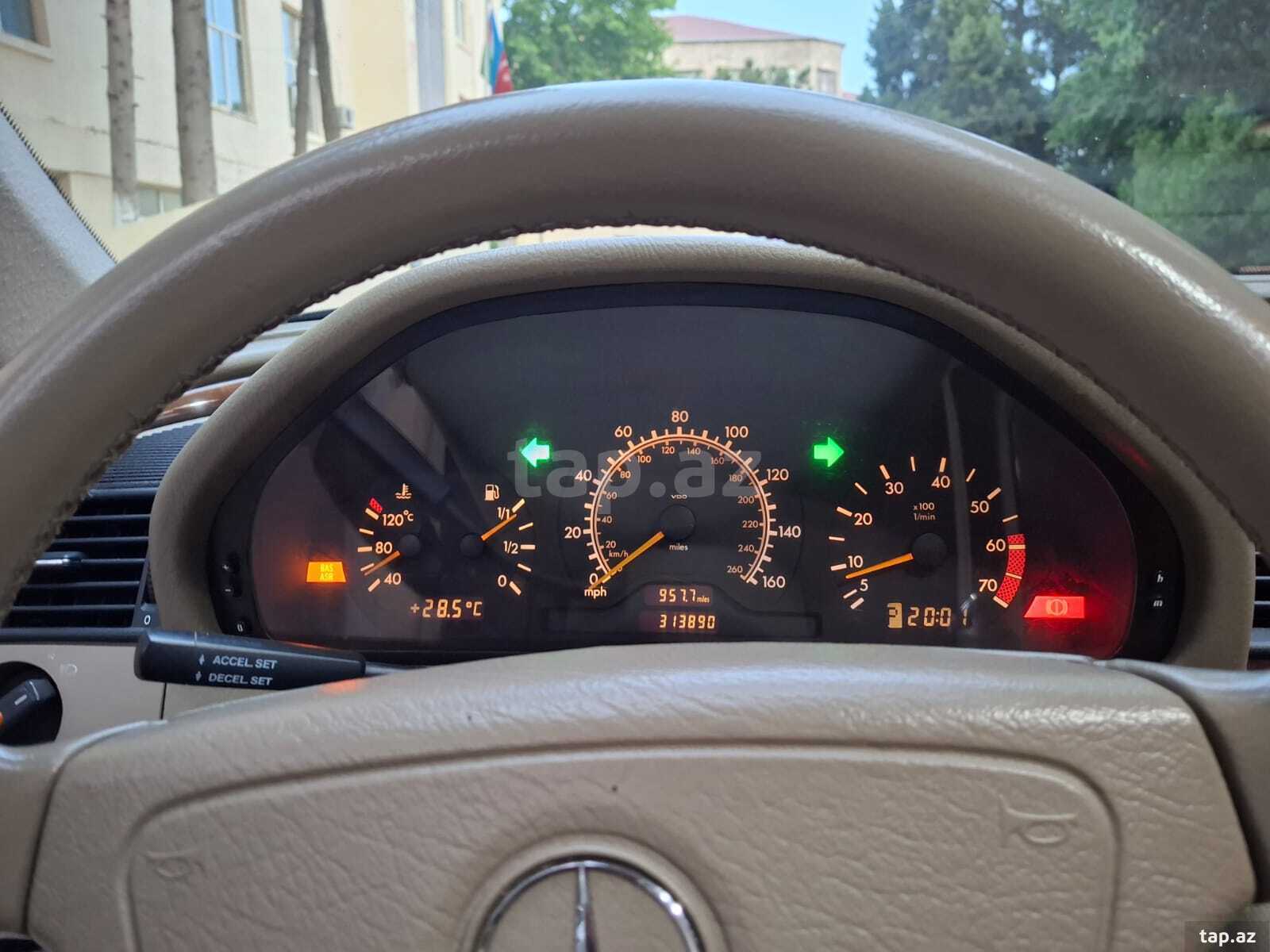 Mercedes C 230, 1999 il (12)