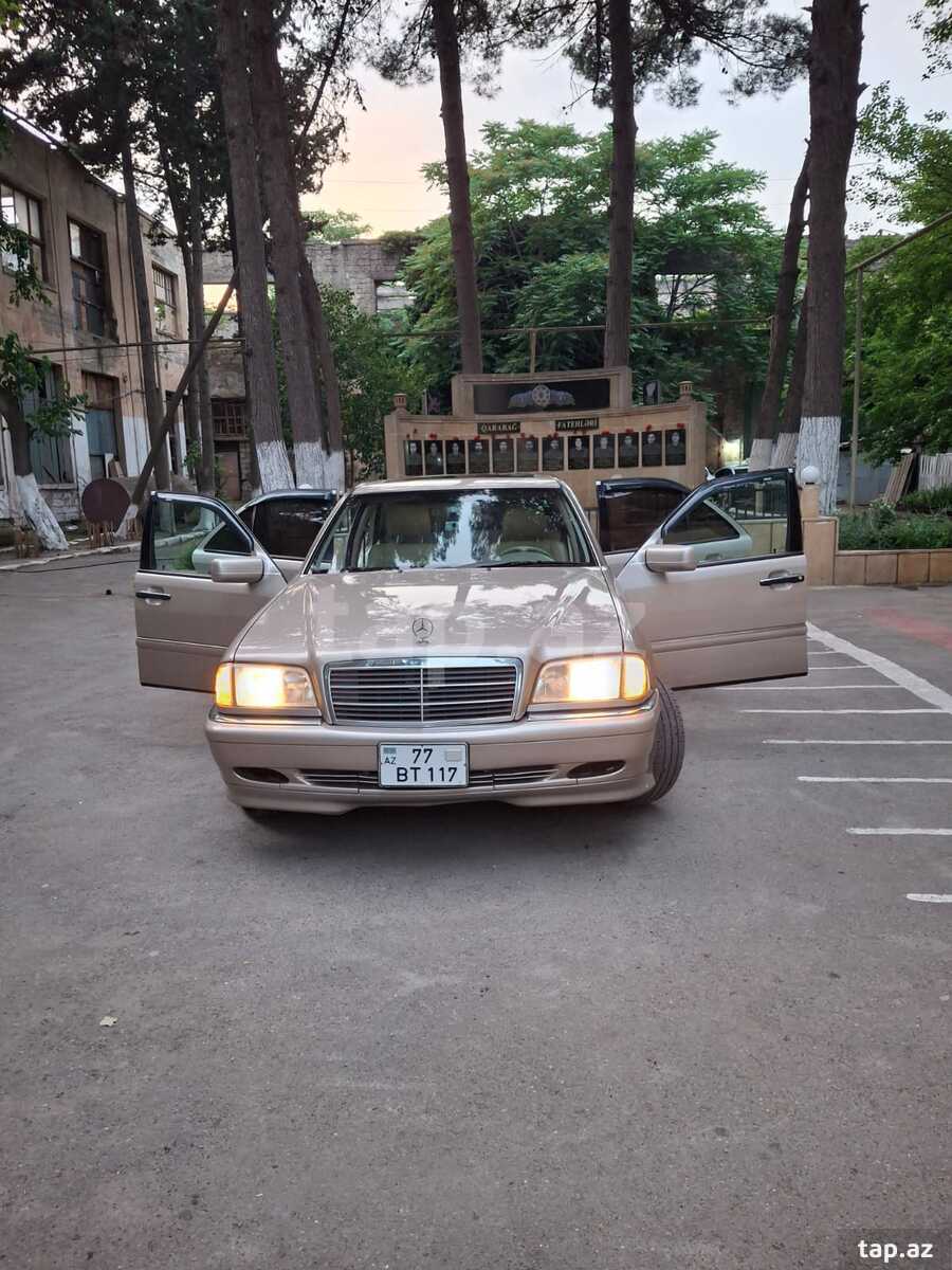 Mercedes C 230, 1999 il (7)
