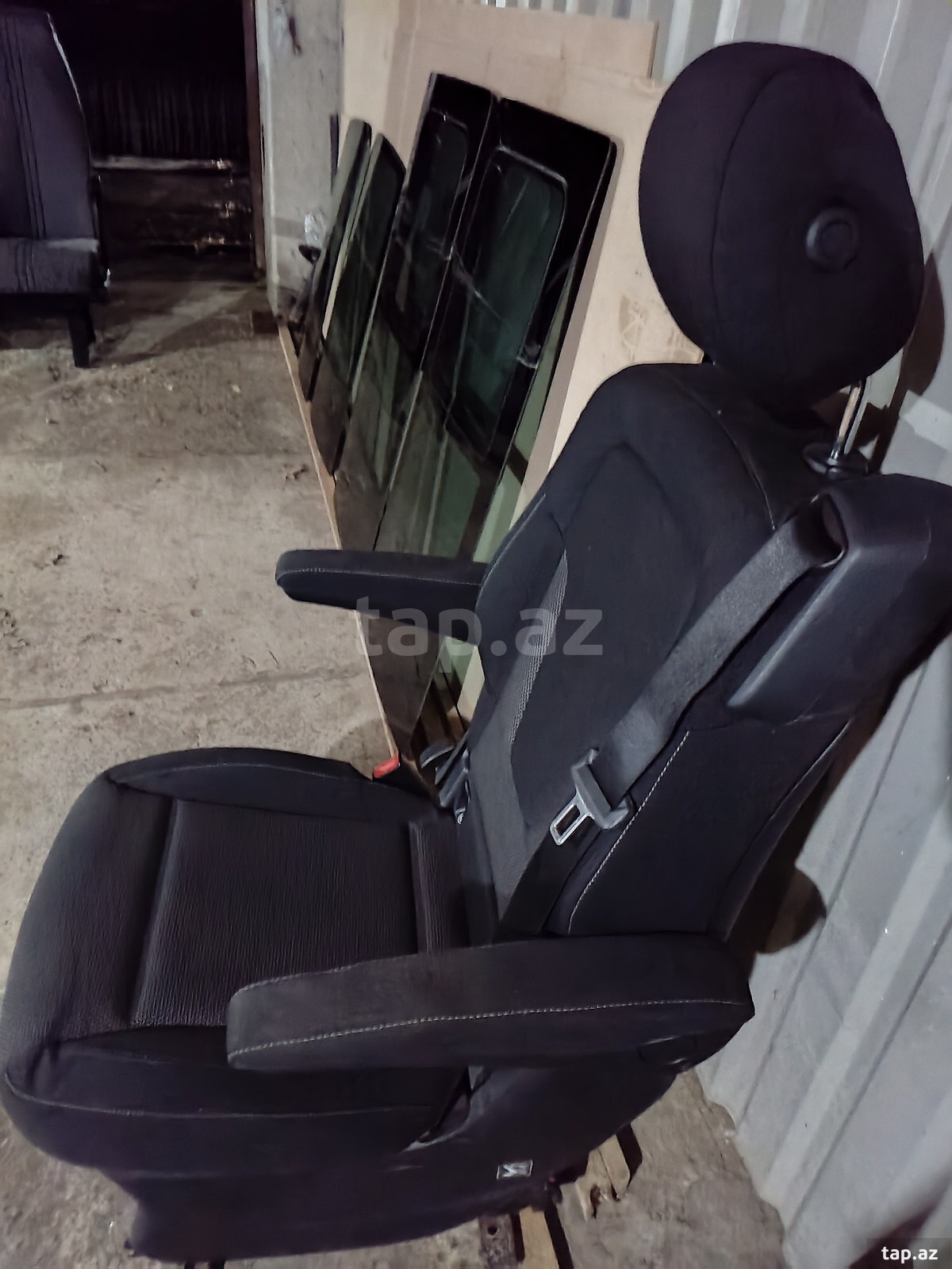 Volkswagen T5 Multivan, Transporter, Karavella ehtiyat hissələri (11)