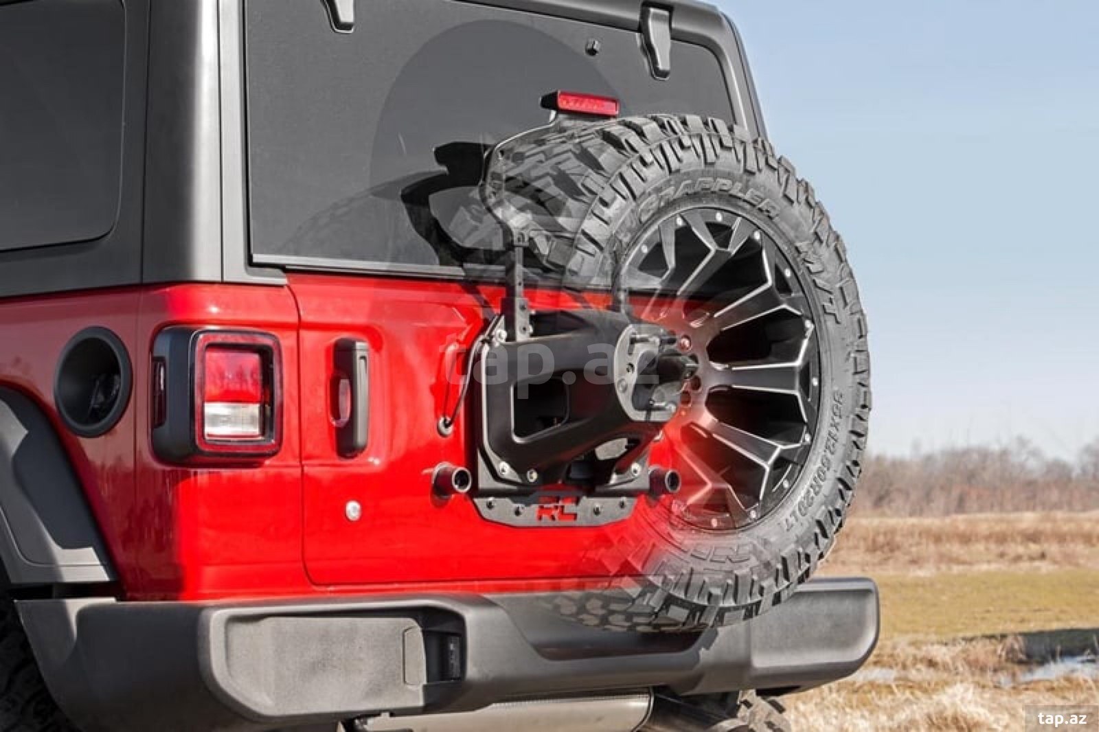 Jeep Wrangler JL ehtiyat təkər saxlayıcısı  (3)