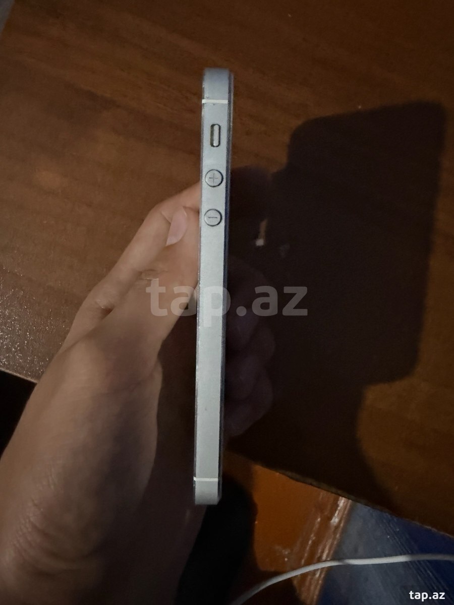 Apple iPhone 5S Space Gray 32GB (6)
