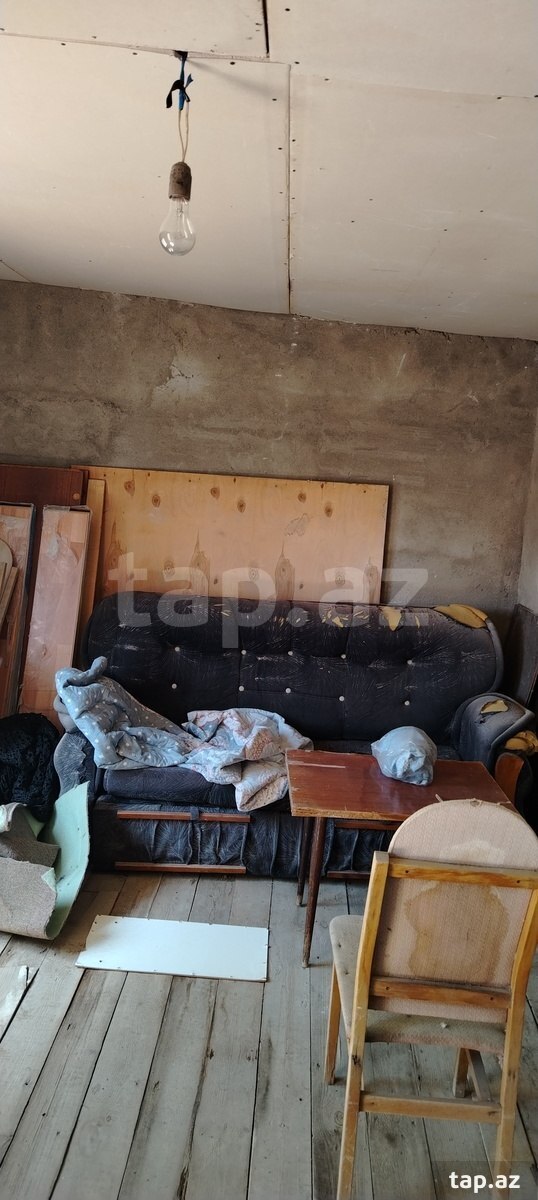 Bağ evi, Görədil qəs. (5)