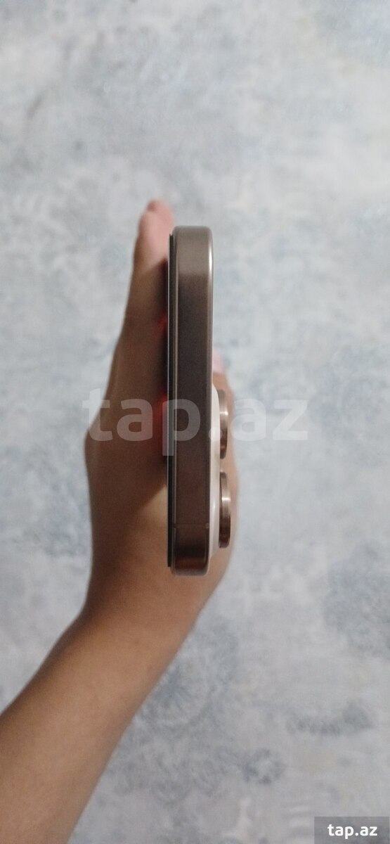 Apple iPhone 16 Pro Max Desert Titanium 256GB/8GB (5)