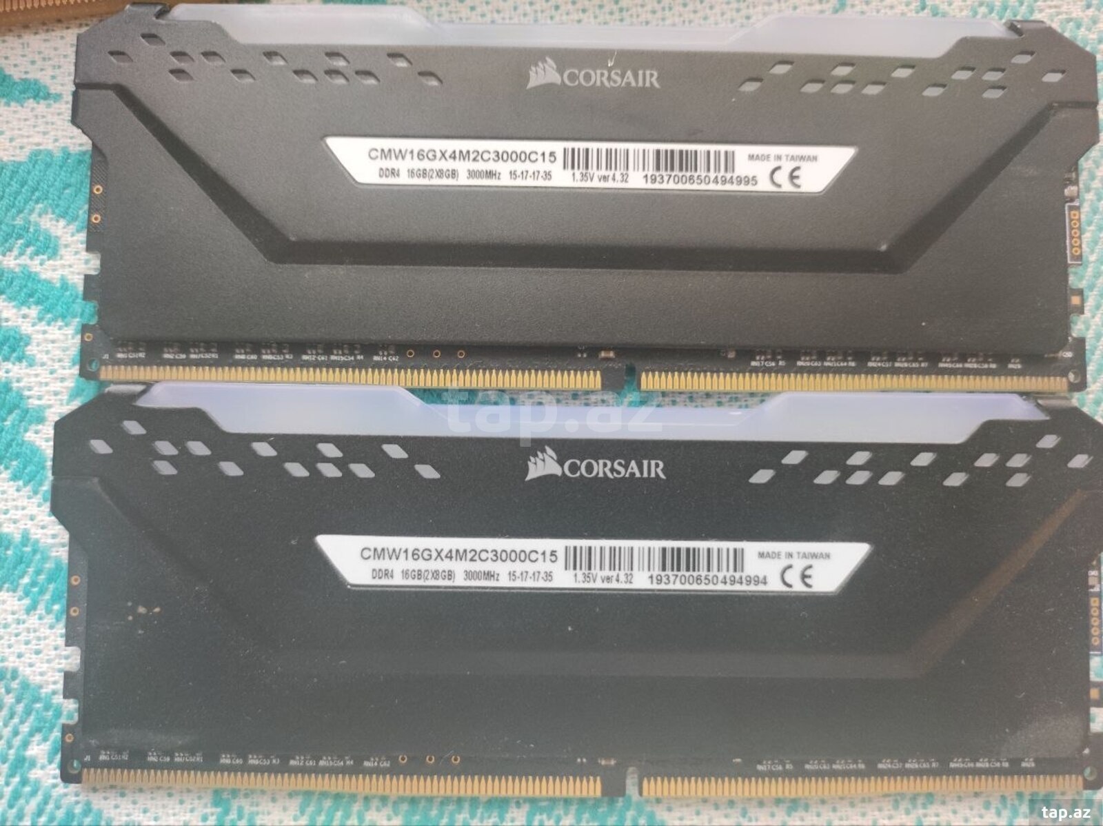 Corsair Vengeance RGB PRO DDR4 2x8gb 3000MHZ (3)