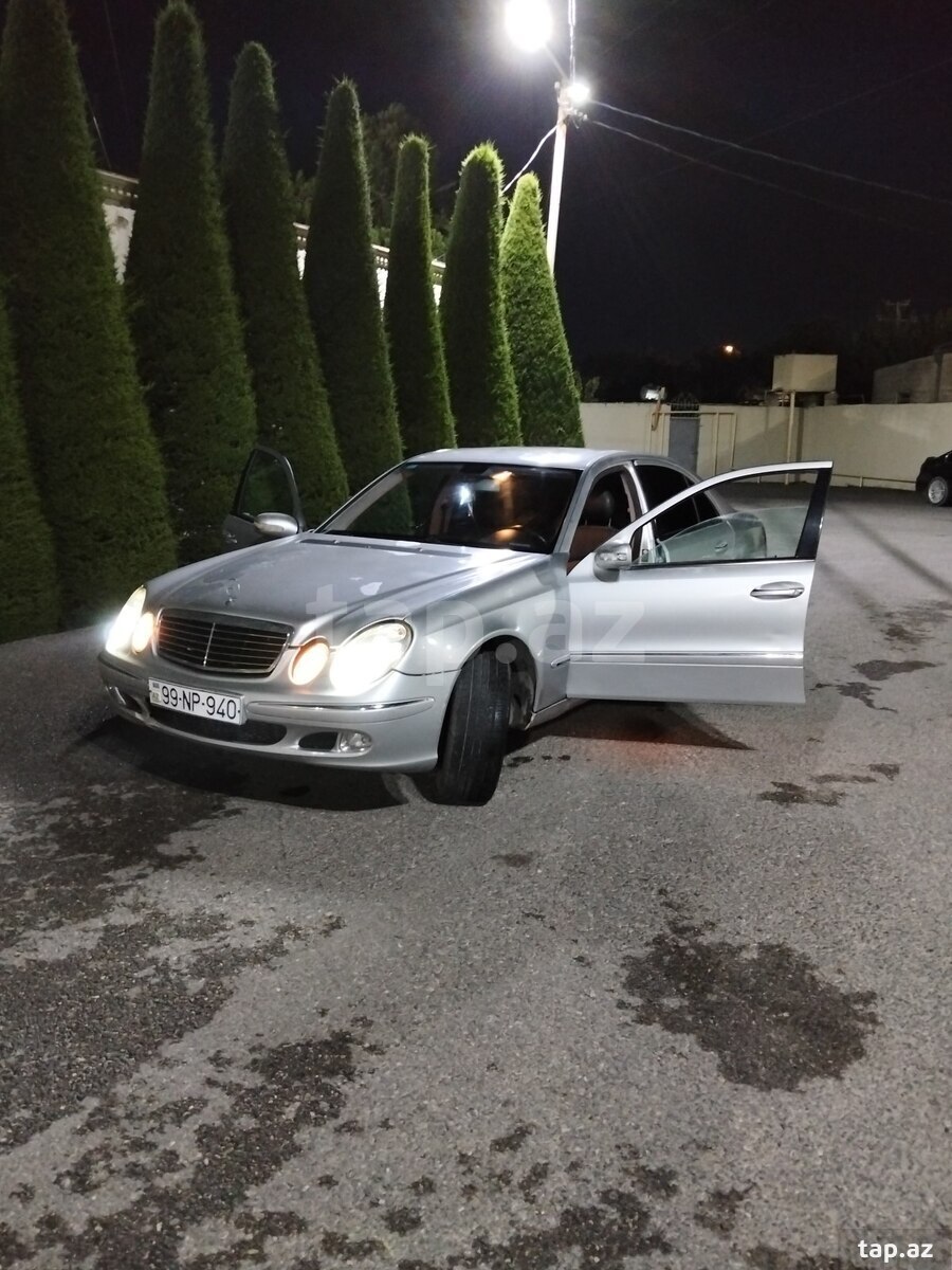 Mercedes E 270, 2002 il (11)