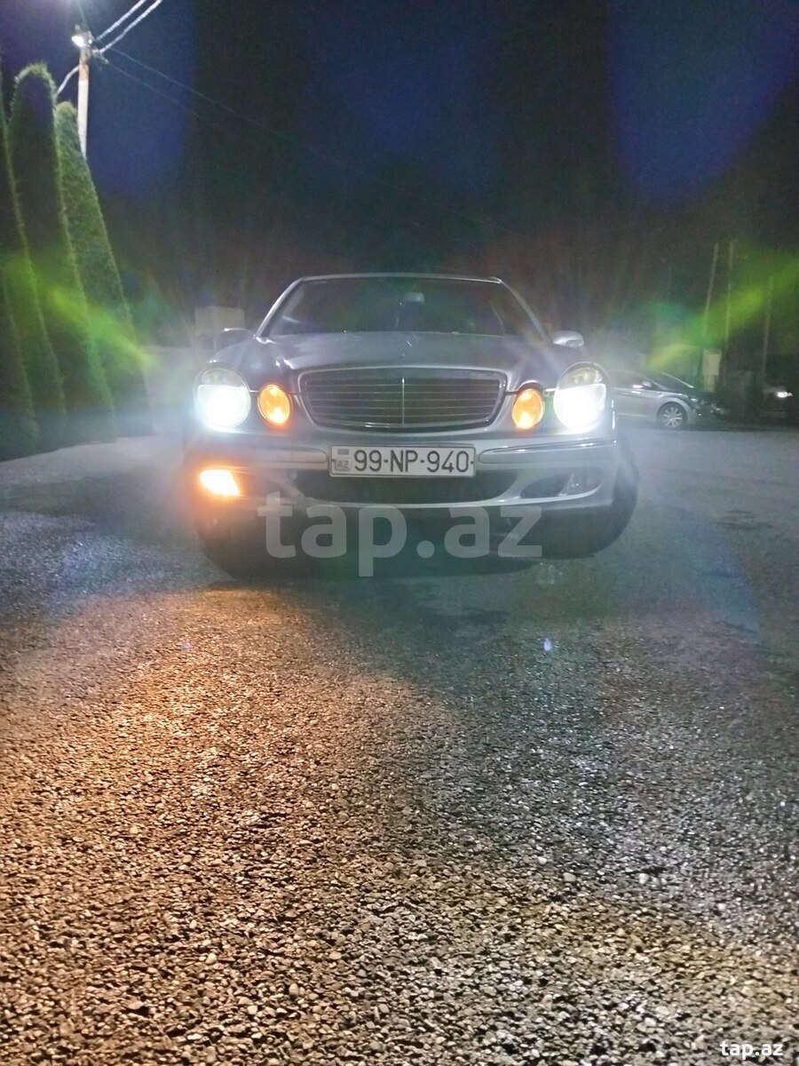 Mercedes E 270, 2002 il (27)