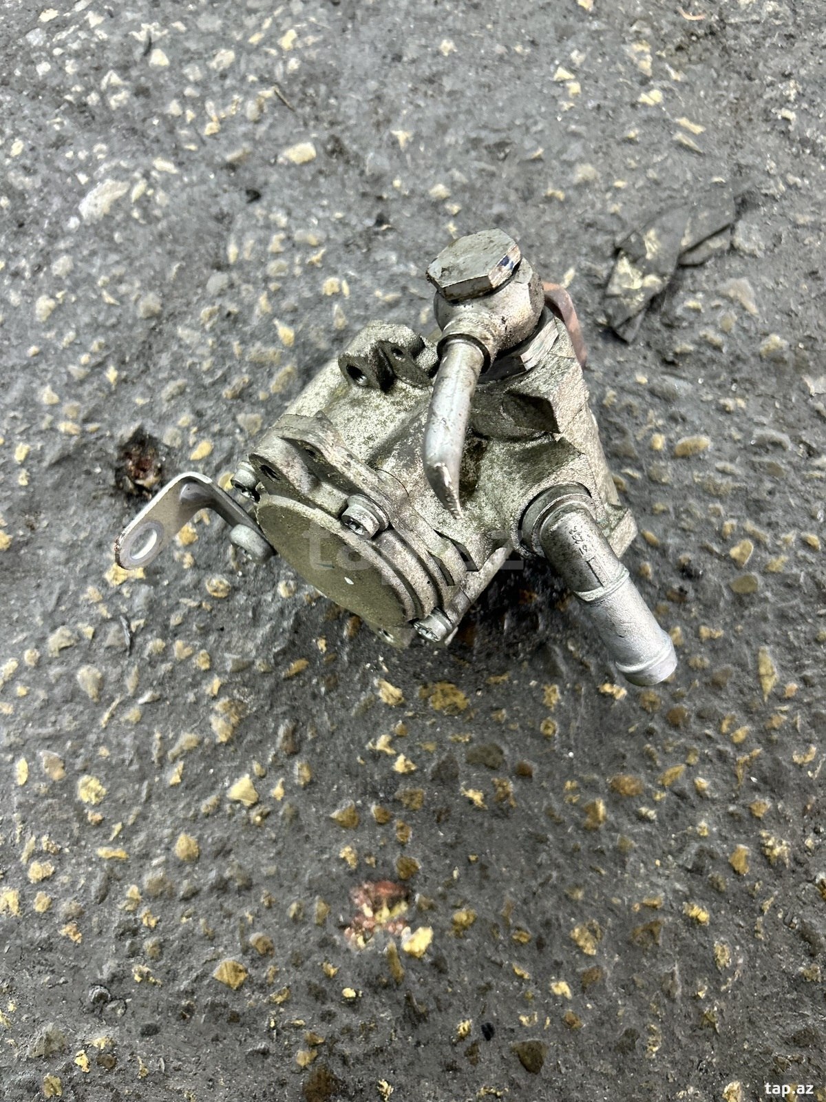 BMW sükan reykası gücləndiricisi