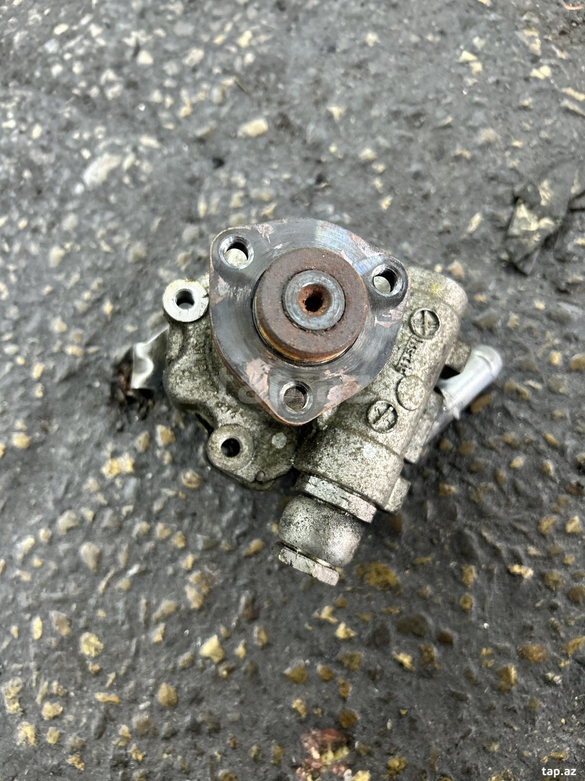 BMW sükan reykası gücləndiricisi (3)