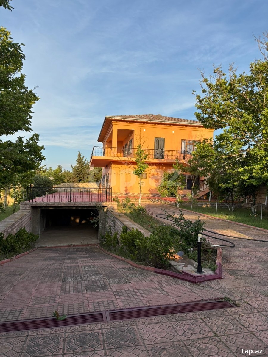 Bağ evi, Görədil qəs. (11)