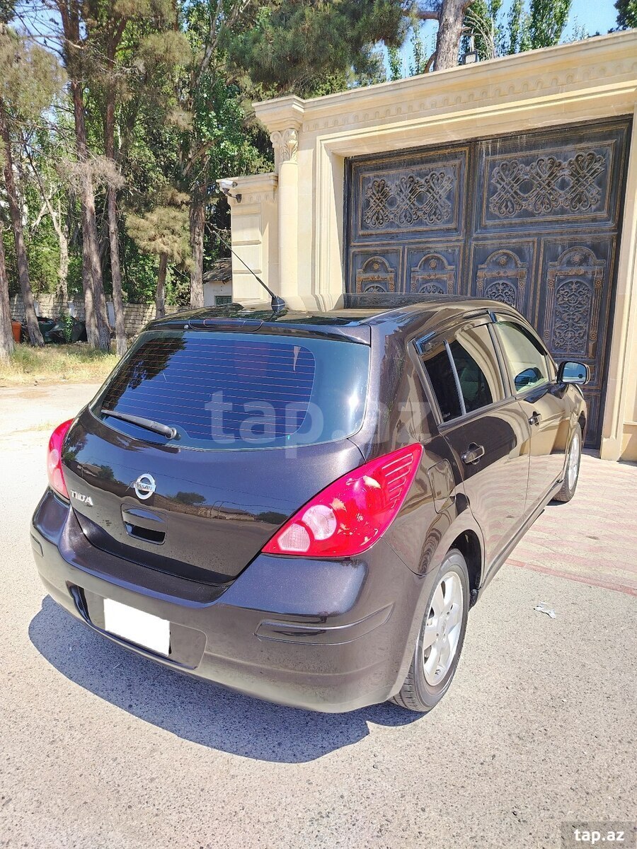 Nissan Tiida, 2011 il (2)