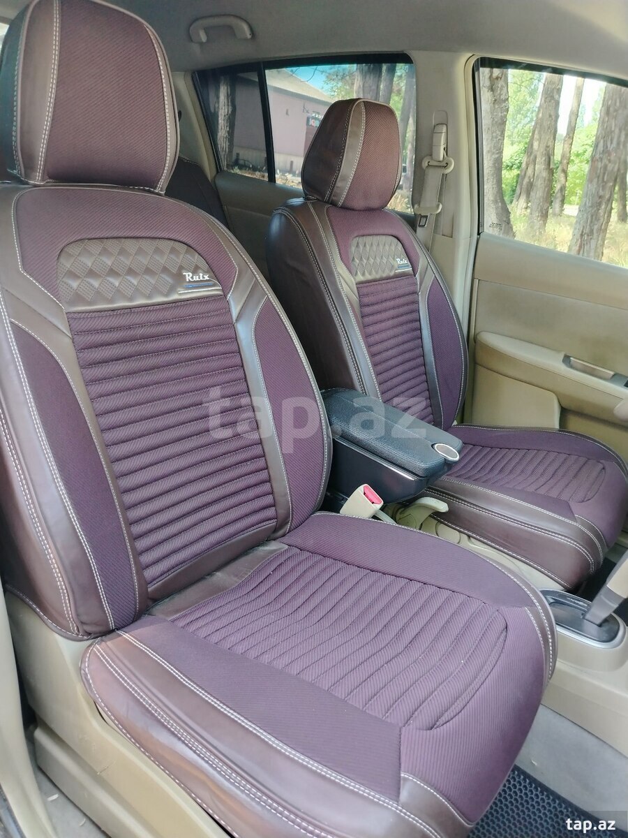 Nissan Tiida, 2011 il (14)