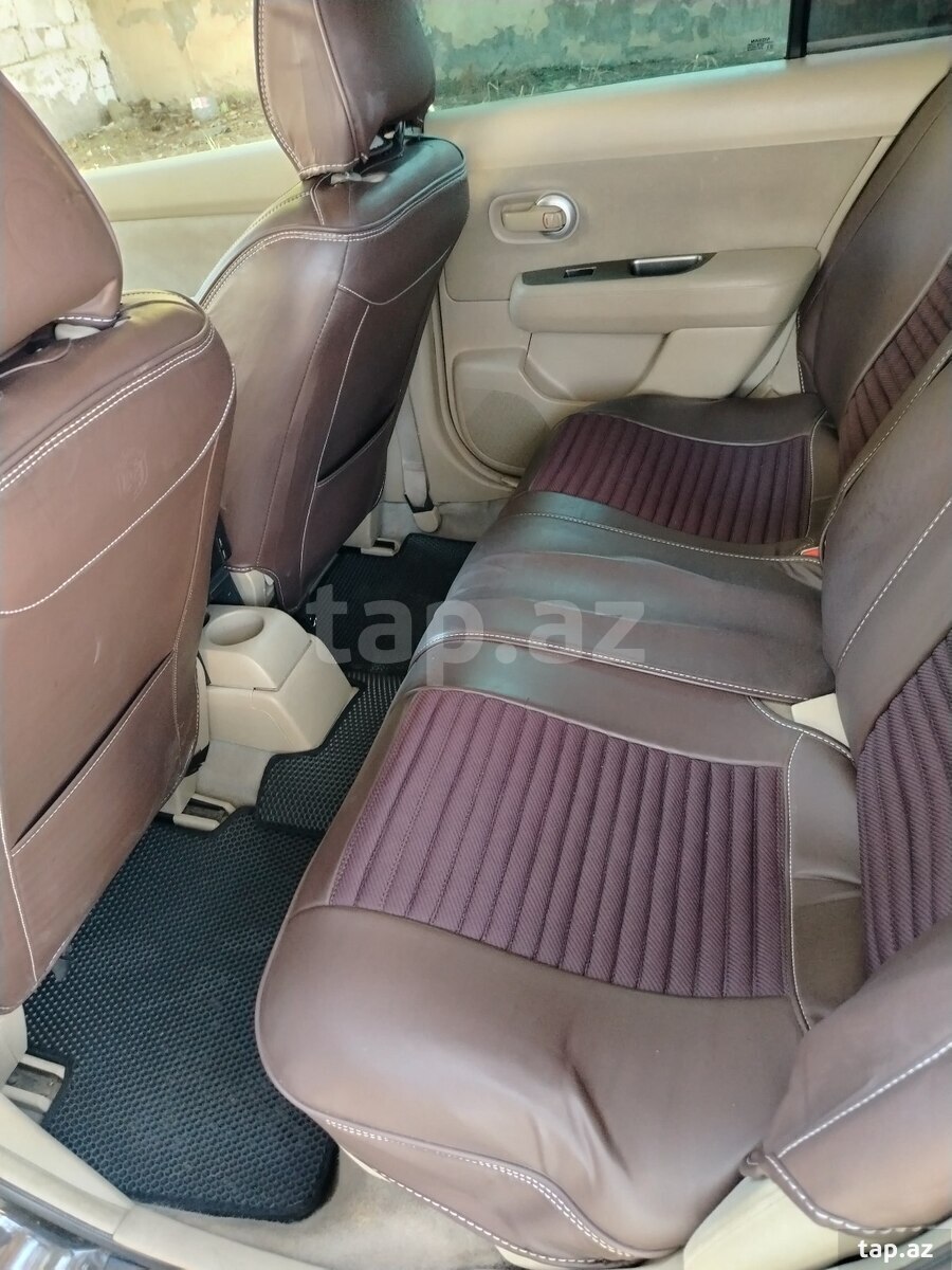 Nissan Tiida, 2011 il (16)