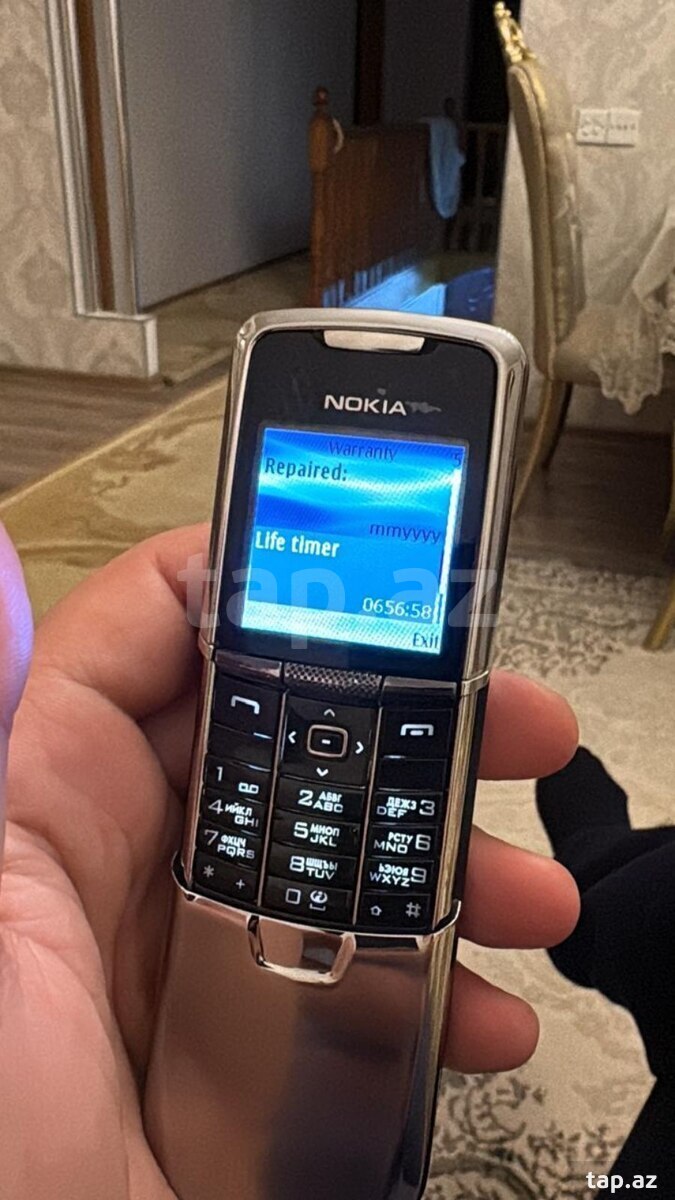 Nokia 8800 Silver (3)