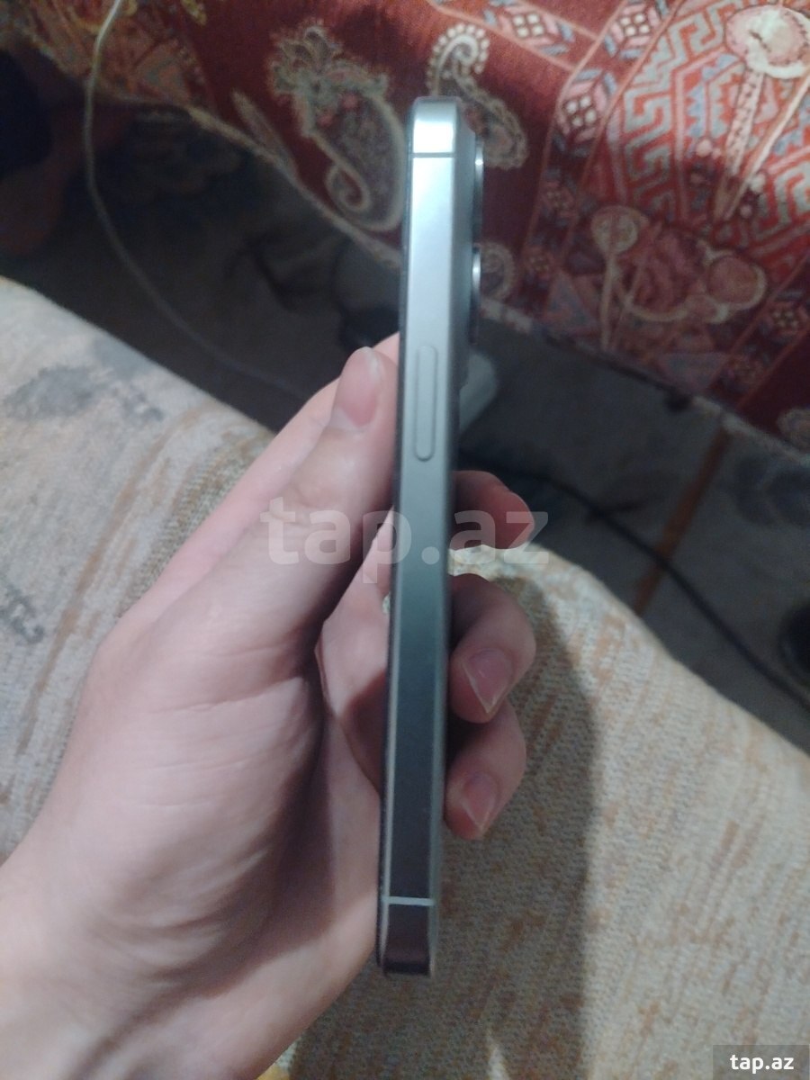 Apple iPhone 15 Pro Natural Titanium 128GB/8GB (4)