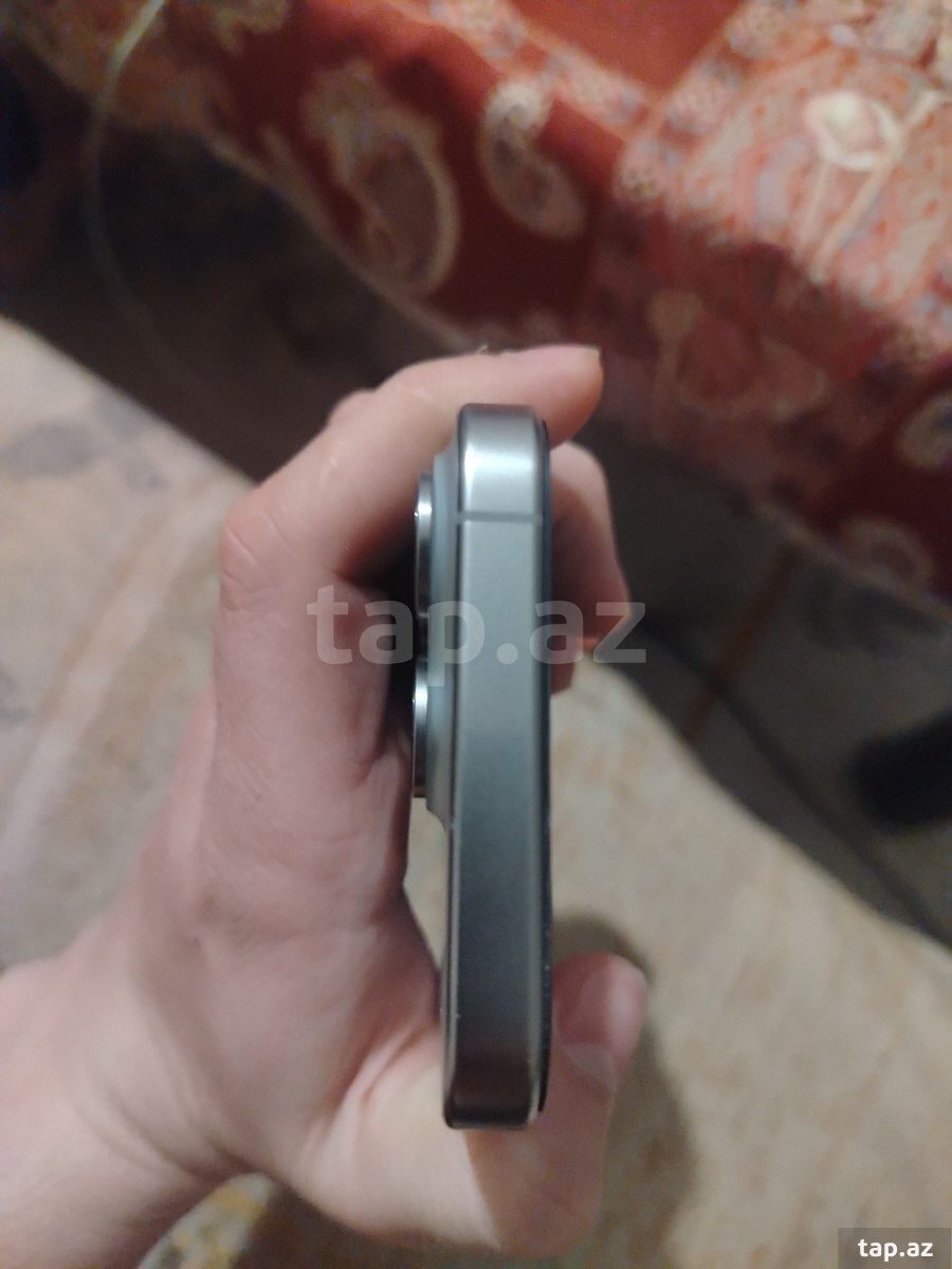 Apple iPhone 15 Pro Natural Titanium 128GB/8GB (6)