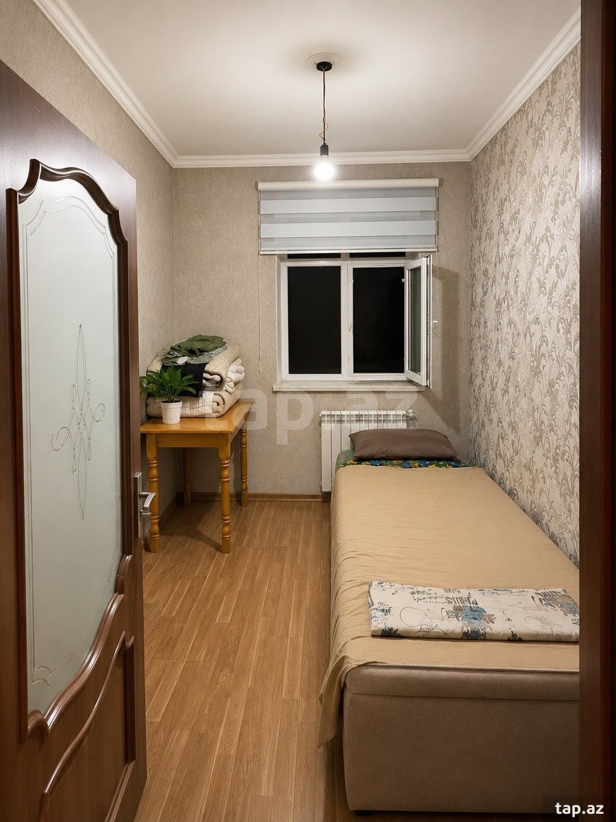 Həyət evi, Xətai r. (6)