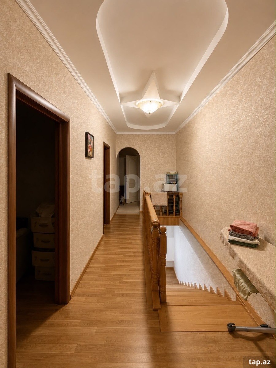 Həyət evi, Xətai r. (8)