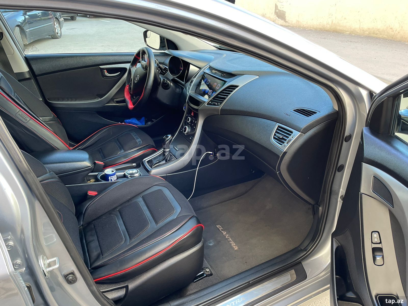 Hyundai Elantra, 2015 il (3)