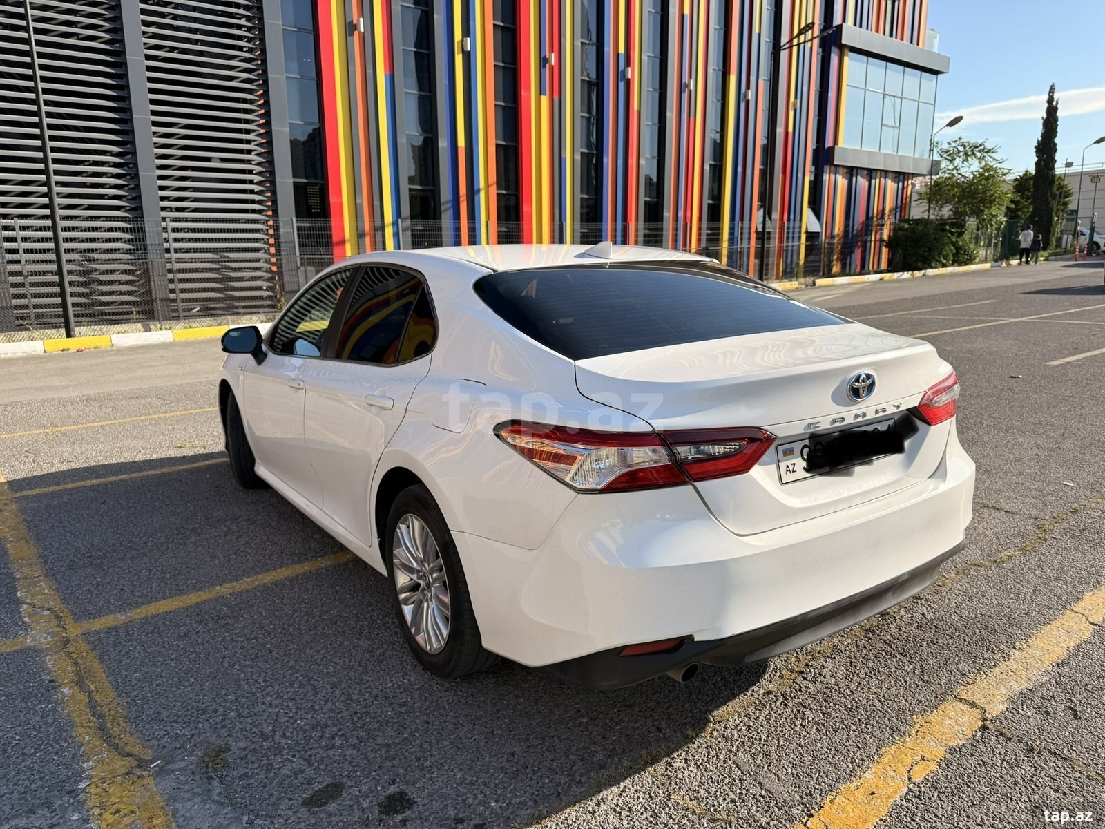 Toyota Camry, 2021 il (8)