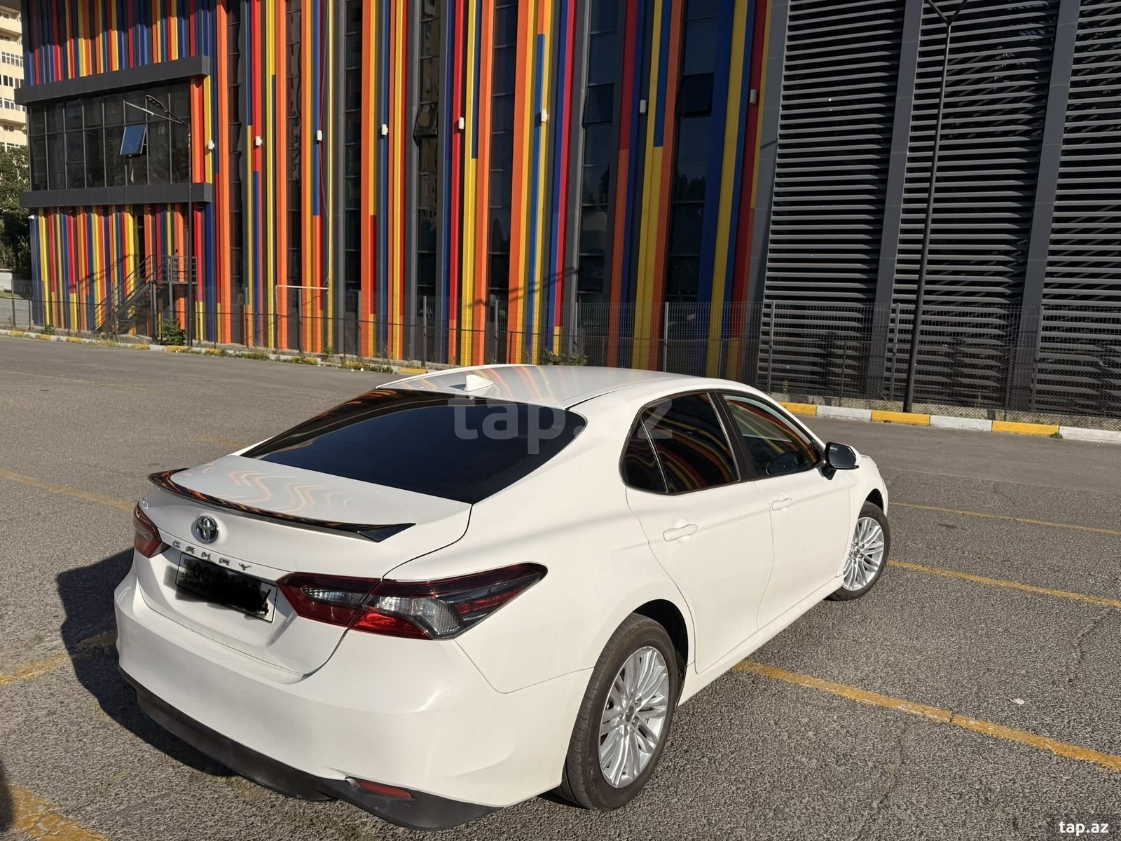 Toyota Camry, 2021 il (9)