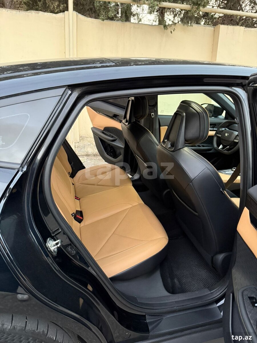 Changan Uni-V, 2023 il (6)