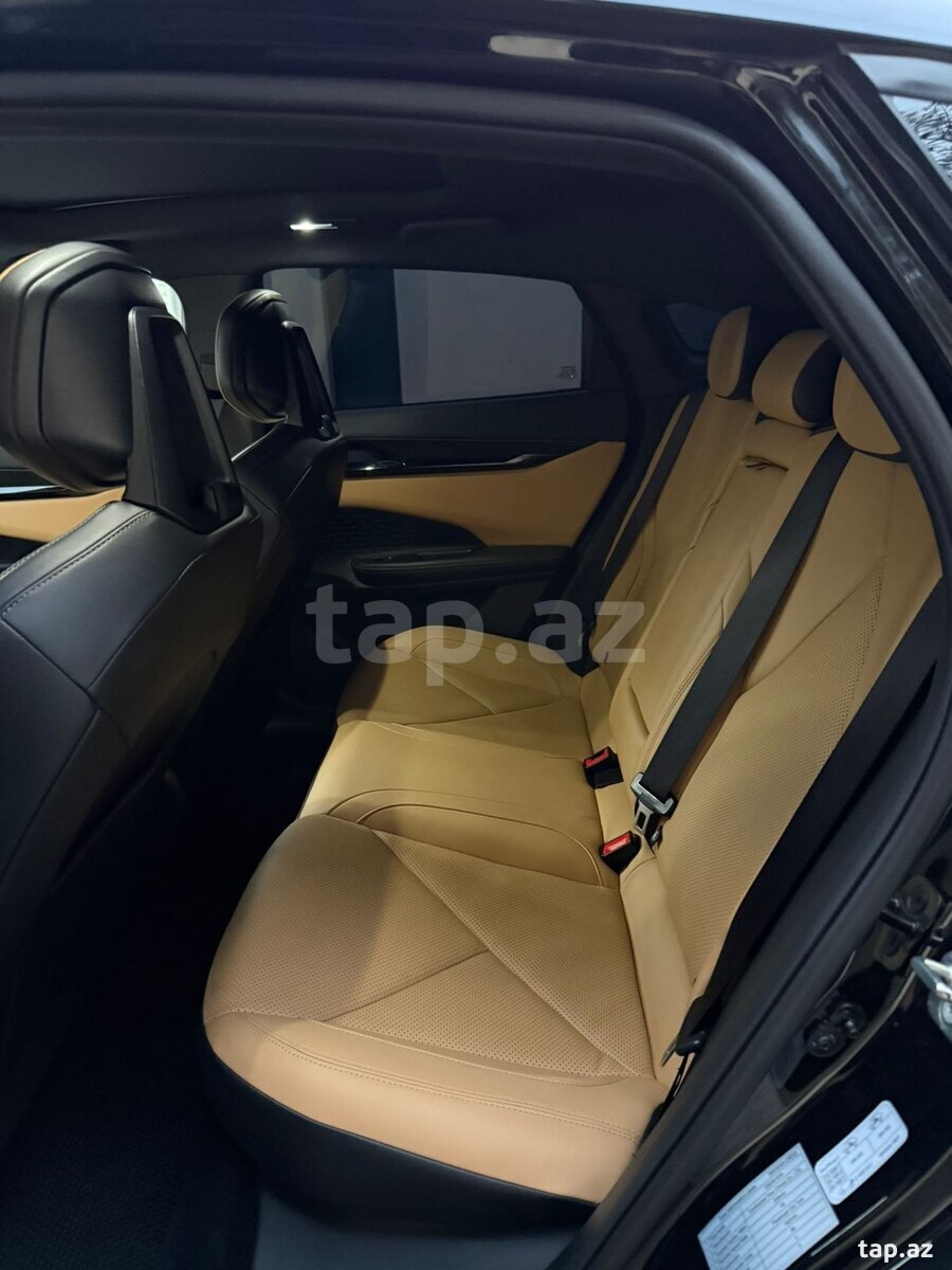 Changan Uni-V, 2023 il (7)
