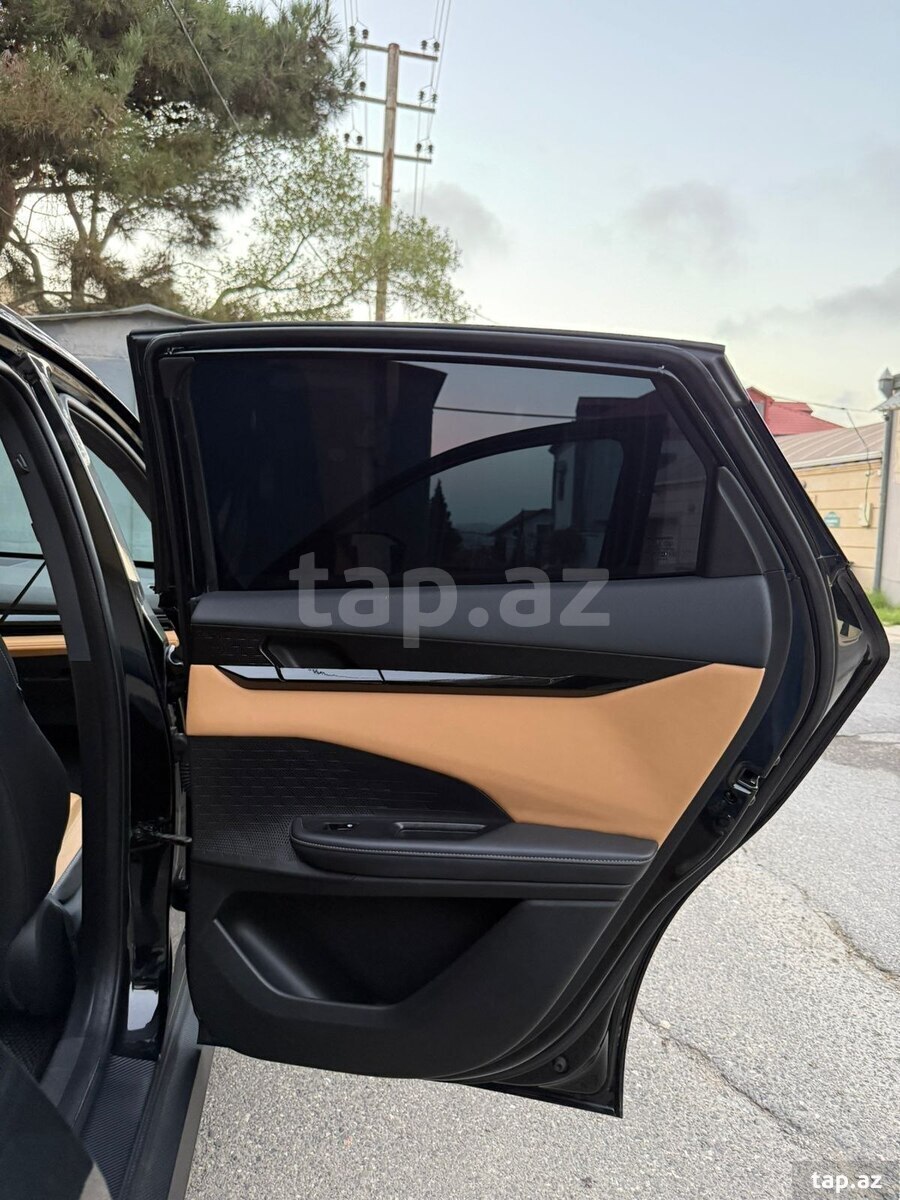 Changan Uni-V, 2023 il (10)