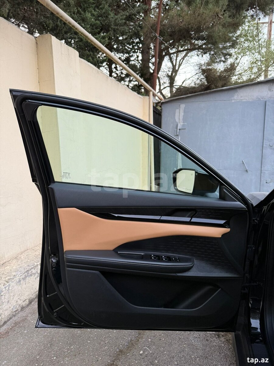 Changan Uni-V, 2023 il (14)