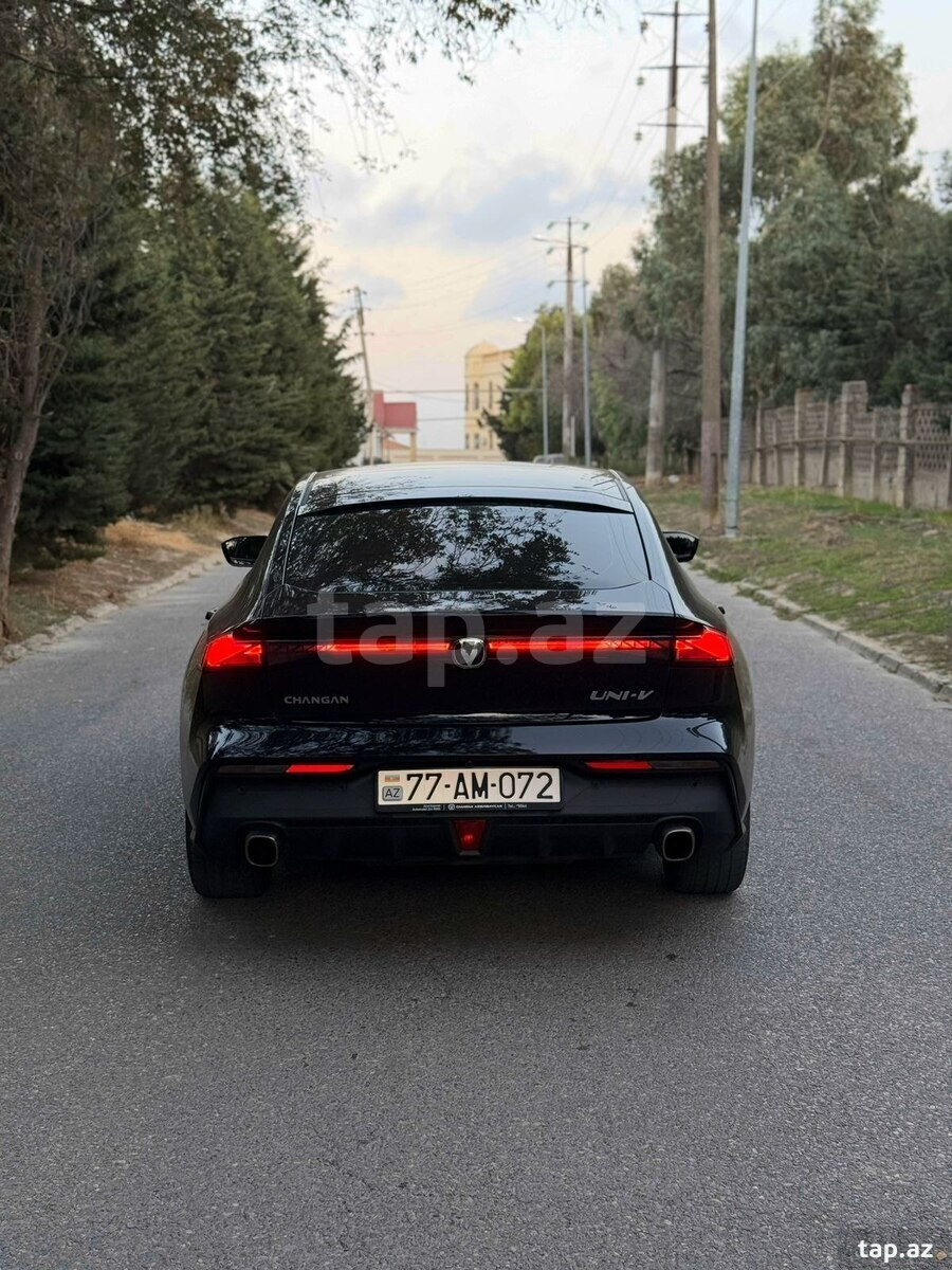 Changan Uni-V, 2023 il (18)