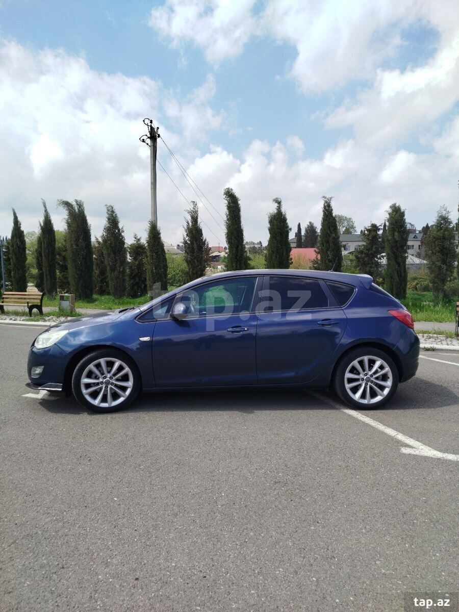 Opel Astra, 2010 il (2)