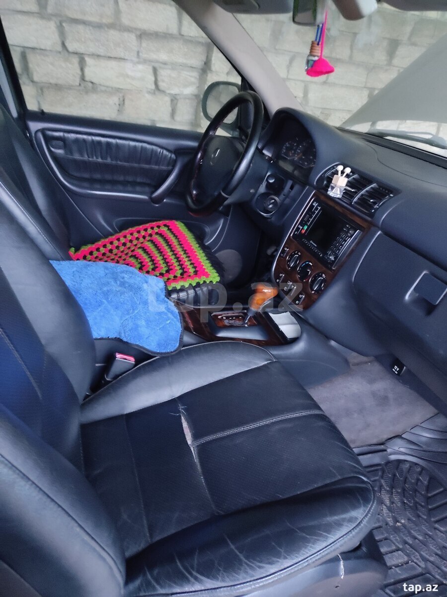 Mercedes ML 320, 2000 il (8)
