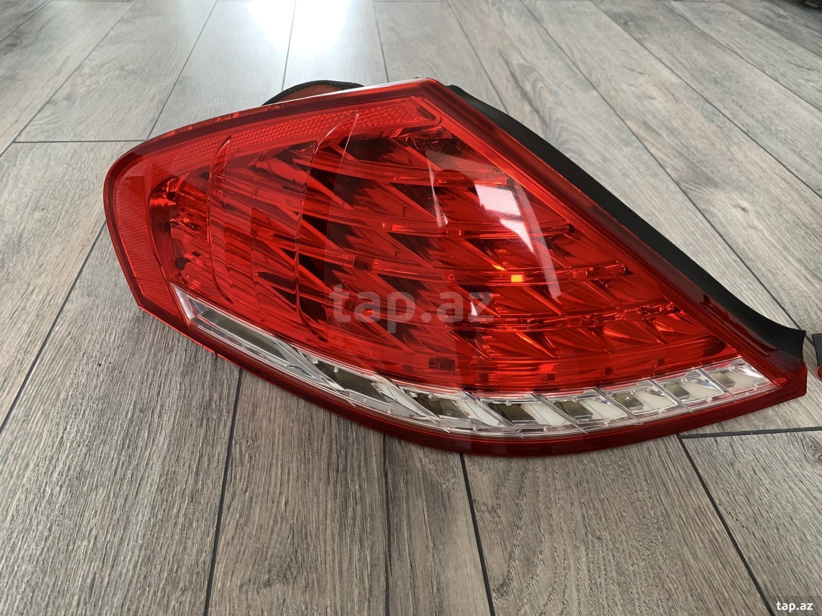 BMW E63, M6 Lci arxa stopları (5)