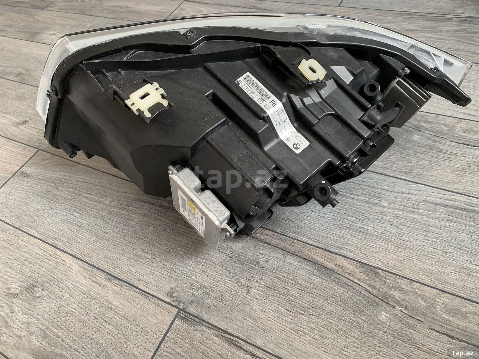 BMW E90 Lci restail faraları  (4)