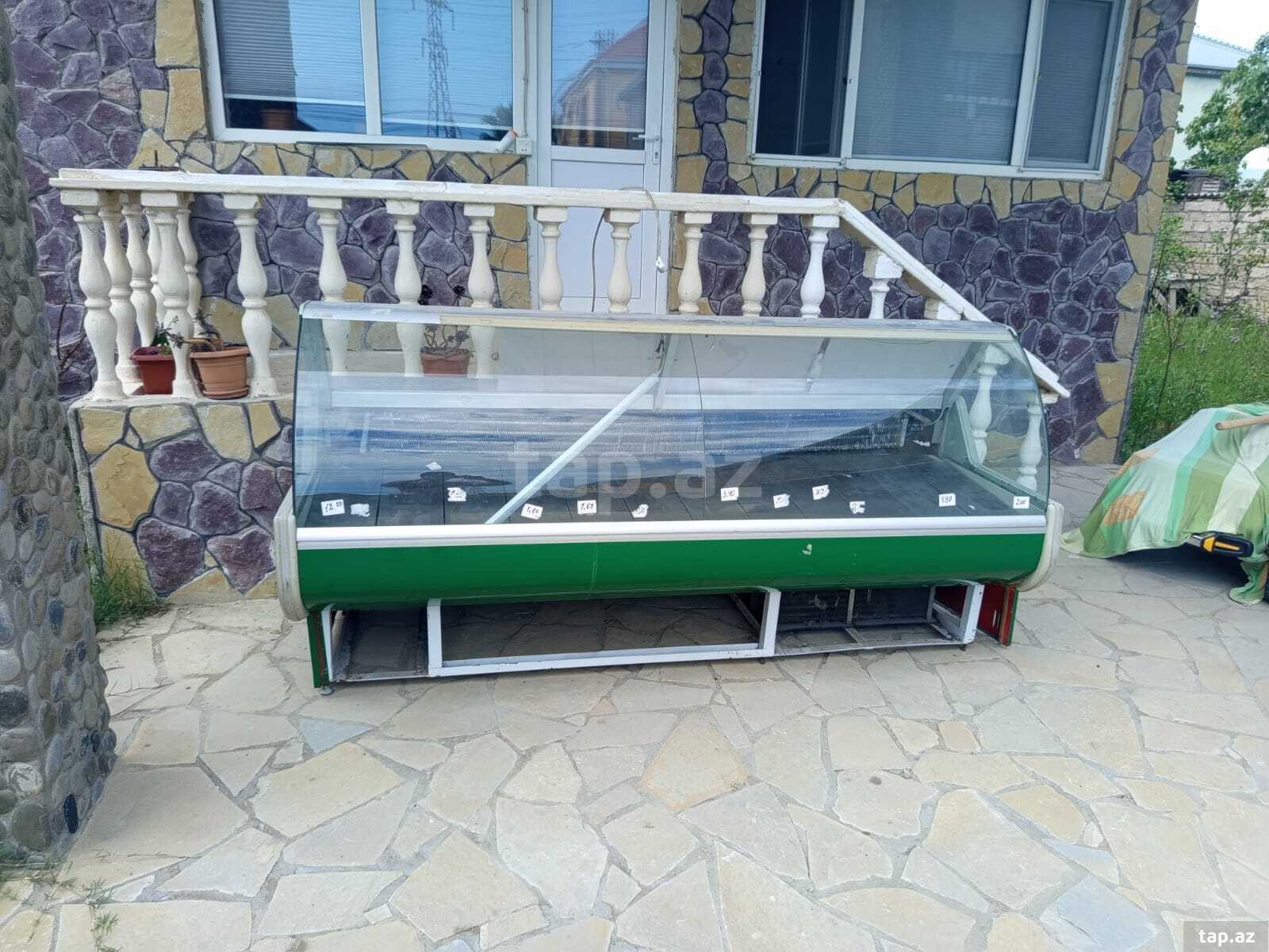 Vitrin soyuducu (2)