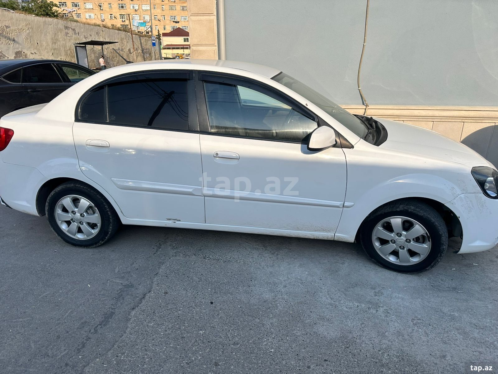 KIA Rio, 2011 il (3)