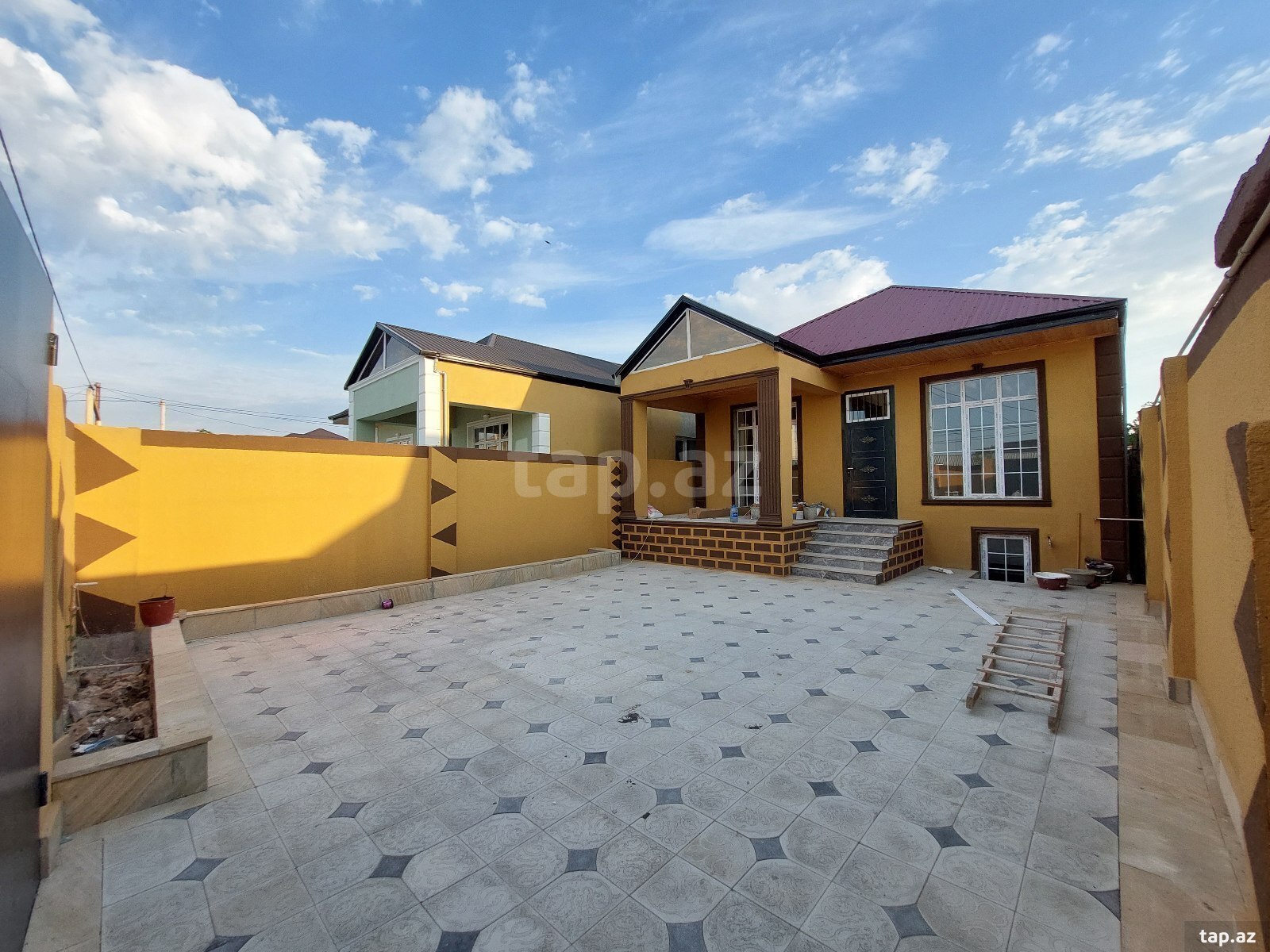 Həyət evi, Hövsan qəs. (3)