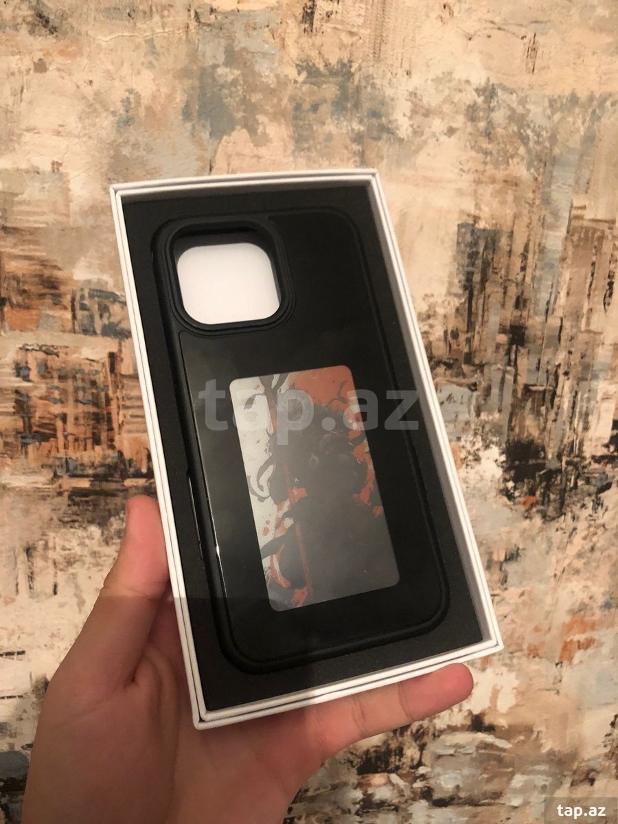 Apple iPhone 15 Pro Max arxalığı