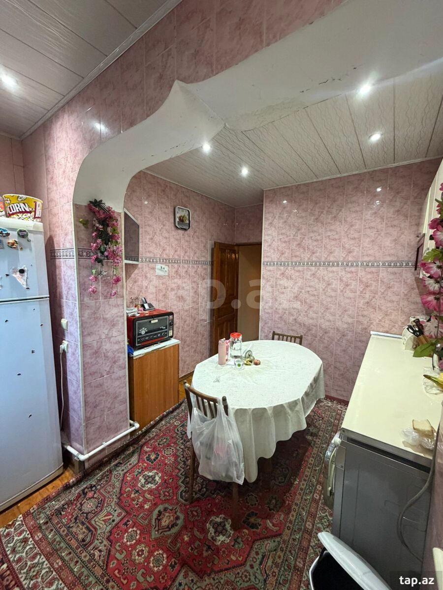 4-otaqlı mənzil, Binəqədi r., 104 m²