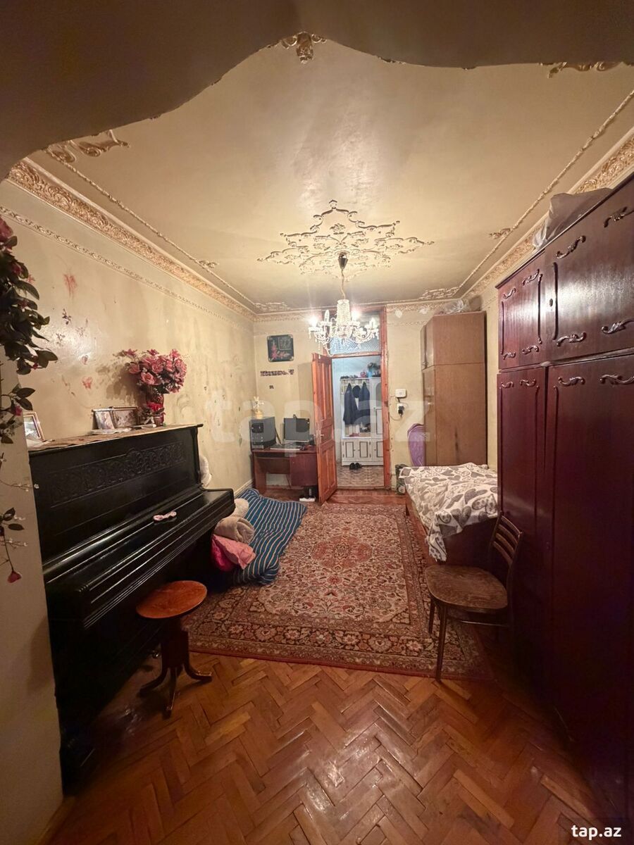 4-otaqlı mənzil, Binəqədi r., 104 m²