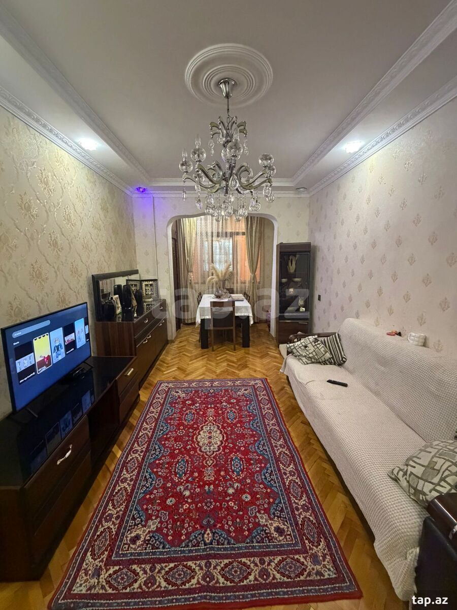 4-otaqlı mənzil, Binəqədi r., 104 m²