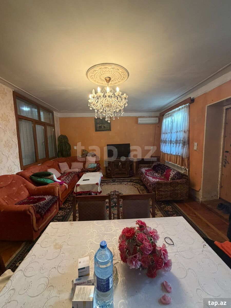 4-otaqlı mənzil, Binəqədi r., 104 m²