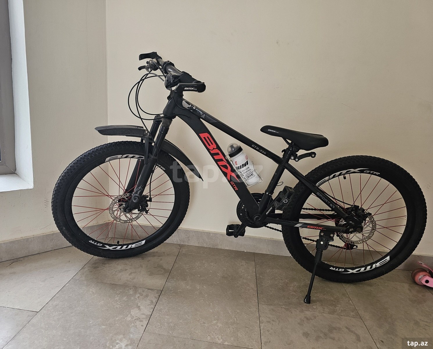 Velosiped BMX