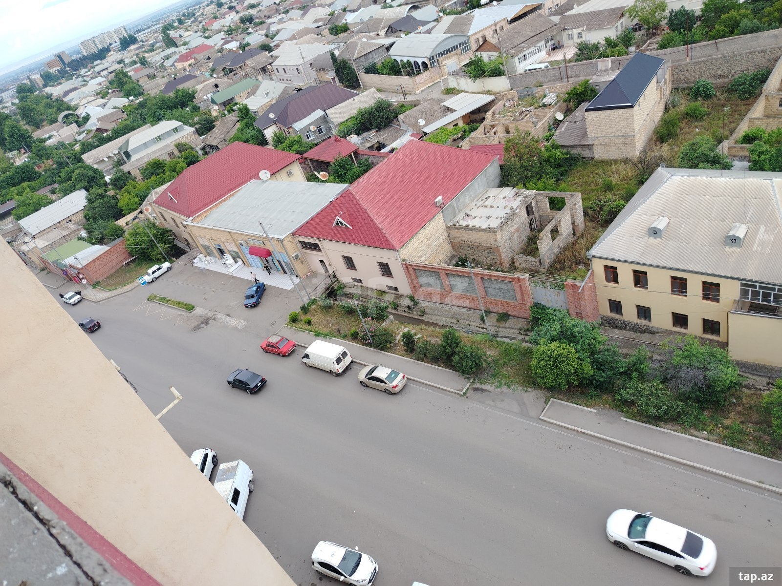 2-otaqlı yeni tikili, Gəncə ş., 75 m² (2)