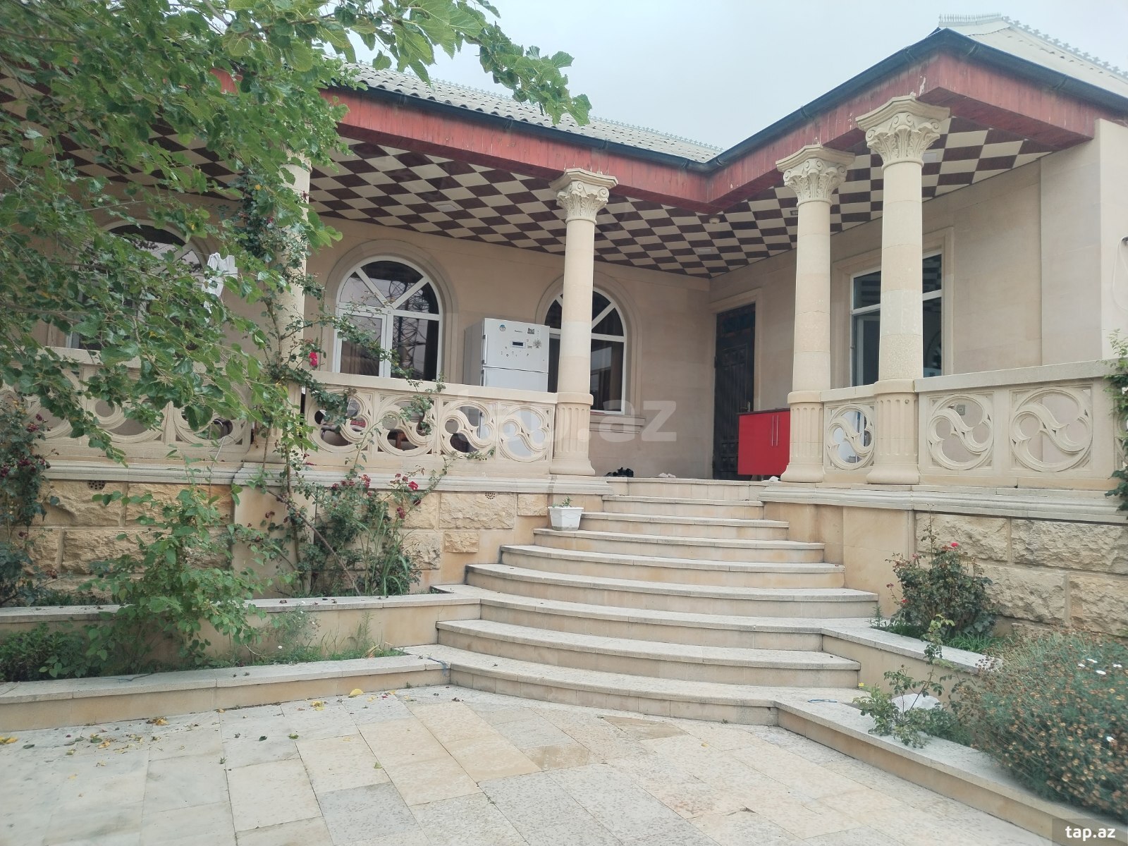 Həyət evi, Biləcəri qəs. (3)