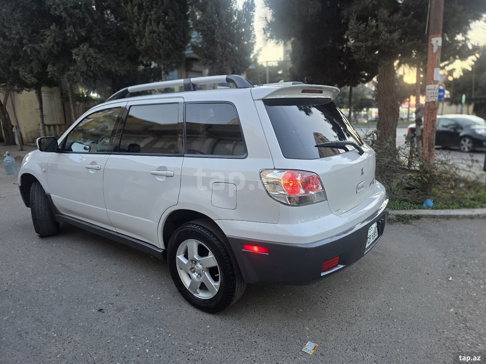 Mitsubishi Outlander, 2002 il (5)