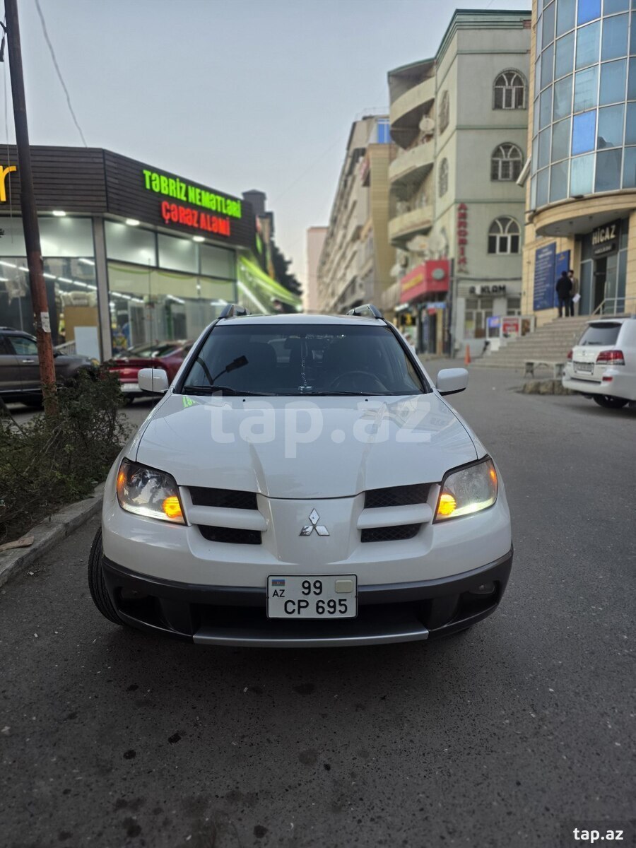Mitsubishi Outlander, 2002 il (11)